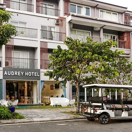 Audrey Hotel Дуонг-Донг Экстерьер фото