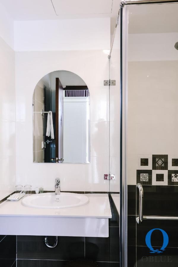 Audrey Hotel Дуонг-Донг Экстерьер фото