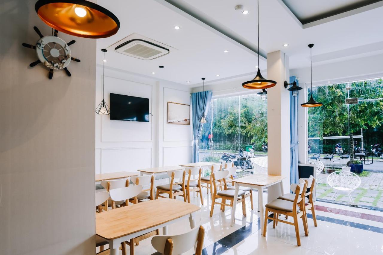 Audrey Hotel Дуонг-Донг Экстерьер фото